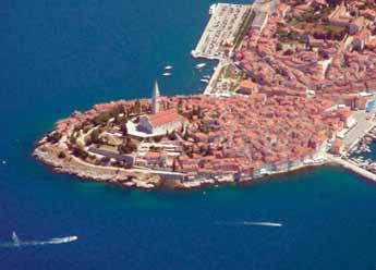 Nemali broj turista mi je na upit za najljepπe mjesto u Hrvatskoj odgovorilo - Rovinj. arm kojim ovaj gradiê privlaêi svakako ne ostavlja ravnoduπnim nikoga.