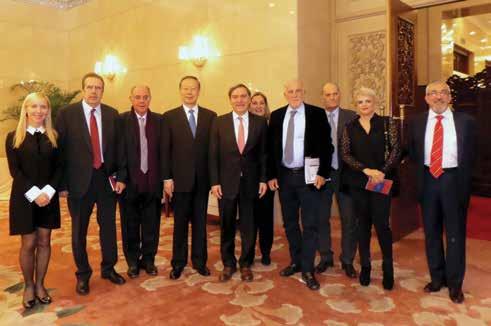 ΕΠΙΣΗΜΗ ΕΠΙΣΚΕΨΗ ΣΤΗΝ ΚΙΝΑ Εικόνα 7: Συνάντηση της ελληνικής Aντιπροσωπείας με τον