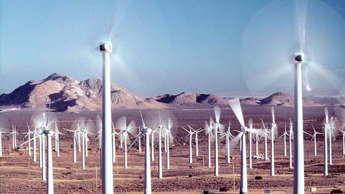 Εικόνα 2.1 Αιολικό πάρκο στην έρημο Mojave στην Καλιφόρνια των ΗΠΑ [18].