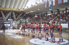 Sport Prva utakmica finala Kupa EHF-a Montex je bio prejak Montex - Podravka Vegeta 28:21 (14:11) Izvjeπtavaju: Goran»iËin-Maπansker i Jadranka Lakuπ U prvoj utakmici finala Kupa EHF-a rukometaπice