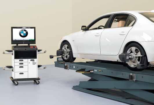 MERANIE GEOMETRIE prevedenie pre značkové servisy Elektronická geometria BMW KDS II Zodpovedá zariadeniu WA HS401, ale obsahuje špecifický software a postupy pre servisy BMW a naviac: - LIVE RIDE