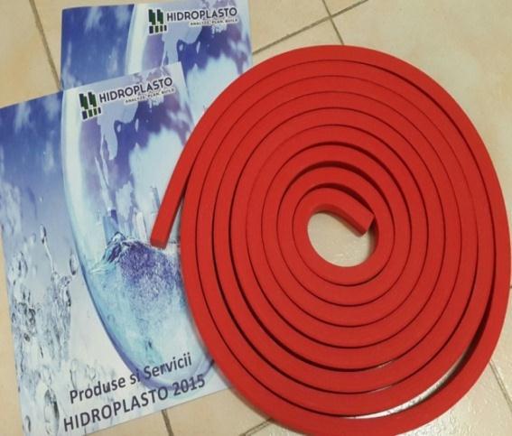 * Cordon expandabil Quellband Cordonul expandabil este un profil de etansare fabricat din elastomer