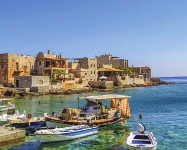 Μέσω διαδρομής που αποπνέει μία απόκοσμη γοητεία, γεμάτη καστρόσπιτα και χωριά κρεμασμένα στις πλαγιές, συνεχίζουμε για τη Λάγια, έναν από τους αρχαιότερους οικισμούς της Μάνης.