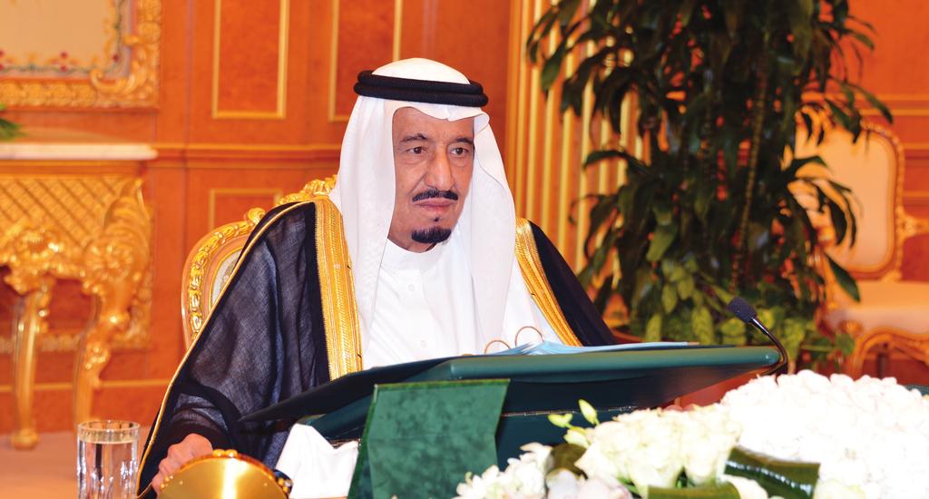 احلرمني الش ري ف ين امل ل ك ع ب داهلل ب ن عبدالعزيز آل سعود إىل الريا ض بعد ع صر يوم اخلمي س 19 ذو احلجة 1434 ه ـ املوافق 24 أكتوبر 2013 م قادما من جدة.