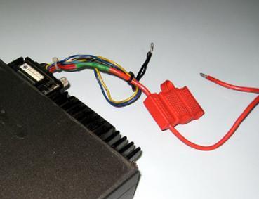 AVARÍA Cables da fonte de alimentación soltos Arrancamento de antenas