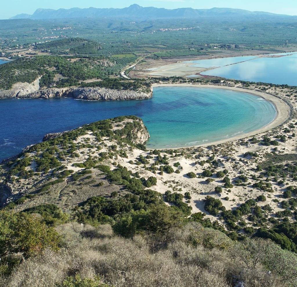 SUN & BEACH 4 5 Αποτελεί το βασικό-flagship προϊόν, για το οποίο σχεδιάζονται αυξανόμενης έντασης προωθητικές ενέργειες από τα μέσα Ιανουαρίου μέχρι και τον Οκτώβριο για κρατήσεις τελευταίας στιγμής