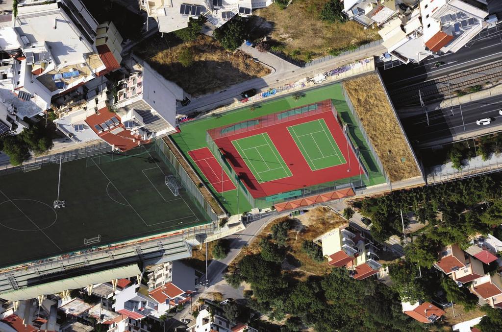 06 Η Εταιρική μας Υπευθυνότητα H Αττική Οδός κατασκευάστηκε βάσει υψηλών διεθνών προδιαγραφών και λειτουργεί με στόχο να καλύψει μια ουσιαστική κοινωνική ανάγκη: την αναβάθμιση της ασφάλειας, της