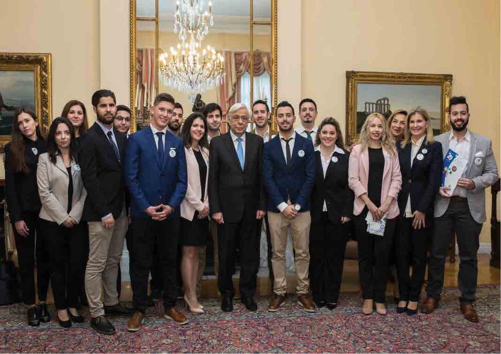 Hop-Off Athens'', σε μια διαδρομή γεμάτη νεολαία και εμπνευσμένους εθελοντές, καθώς η θεματική της φετινής δράσης