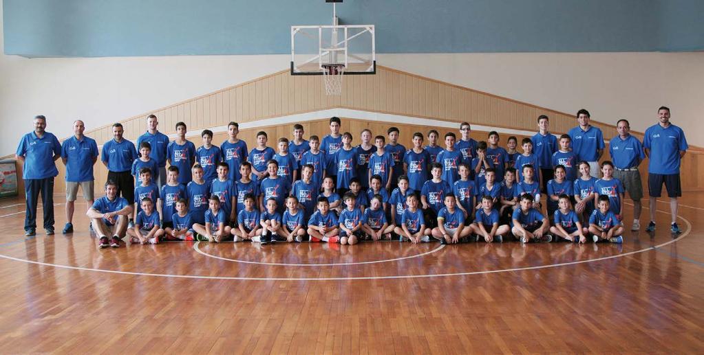 Οι campers, με την επίβλεψη και την καθοδήγηση του