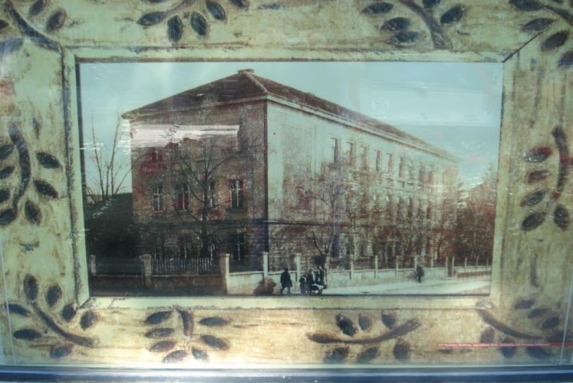 POVIJESNI OPIS GRAĐEVINE 1895. g. sagrađena građevina Katnost građevine prizemlje + 1. kat 1912.