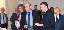 ενημερωτικά Εκδήλωση Κοπής Πίτας της HELMEPA Ομαδική αναμνηστική φωτογραφία από την κοπή πίτας της HELMEPA. Οι κ.κ. Εμμ. Τσικαλάκης και Γ.