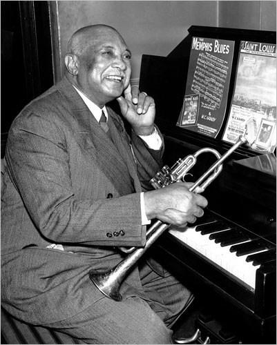 11 Ο W. C. Handy, στα 1949. Ο Θεόδωρος Ρούσβελτ είχε εξοργίσει τους φτωχούς λευκούς του Δέλτα, το 1901, με το διορισμό της Minnie M.