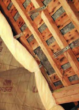 120 Žepni priročnik o izolacijah Uporaba v gradbeništvu I (Izolacija poševnih streh) Zidana ali betonska streha: 1. Nenosilna izolacija med strešnimi nosilci s podporno konstrukcijo. 2.