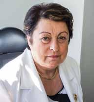 Crina Cosma Vicepreședinte al EximBank din august 2014, are o largă arie de expertiză bancară acumulată pe parcursul activităţii de conducere desfăşurate în cadrul Băncii Româneşti, membră a Grupului