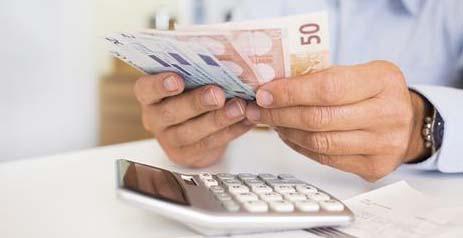 300 ευρώ ανά μήνα.