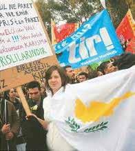 Το δε ψευδοκράτος προέβη σε δήθεν «συνταγματικό δημοψήφισμα» και σε «εκλογές» για να ακολουθήσει, νέο καταδικαστικό επίσης ψήφισμα του ΟΗΕ, το 550 του 1984.