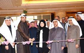 IMEC في غضون ذلك جدد مدير اجلامعة األستاذ الدكتور عبداللطيف البدر تأكيده أن اجلامعة تهدف اليوم الى تطوير املعرفة واستثمار املعلومات االساسية التي تخدم كافة اطياف املجتمع من خالل تكنولوجيا املعلومات