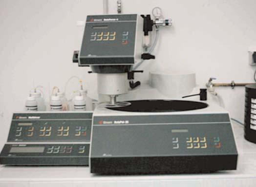 Equipos Equipos de rutina para a preparación de mostras biolóxicas para microscopía electrónica Equipos de rutina para a preparación de mostras de materiais para microscopía electrónica