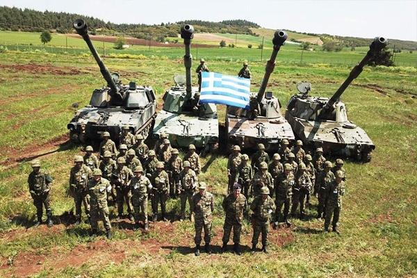 μετά στρατευμάτων (ΤΑΜΣ) «ΒΕΡΣΗΣ 2018», του τμήματος Βασικής Εκπαίδευσης Ανθυπολοχαγών Τάξης ΣΣΕ/2017, η οποία αποτελεί και το επιστέγασμα της εκπαίδευσης τους στο Πυροβολικό Μάχης.