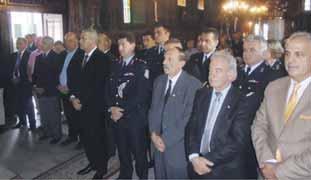 ζωή της πόλης, ενώ στην περιήγηση μας γνωρίσαμε και μερικά από τα αξιοθέατα όπως το Ρολόι, το Κέντρο Ιστορίας και Πολιτισμού, το τέμενος του Οσμάν Σαχ ή Κουρσούμ Τζαμί, την Κεντρική Γέφυρα του