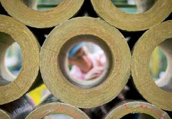 Cochiliile Pipo ALS sunt caşerate cu folie de aluminiu ranforsată cu plasă de fibră de sticlă. Folia este prevazută cu bandă autoadezivă pe toată lungimea tăieturii, suprapusă peste îmbinare.