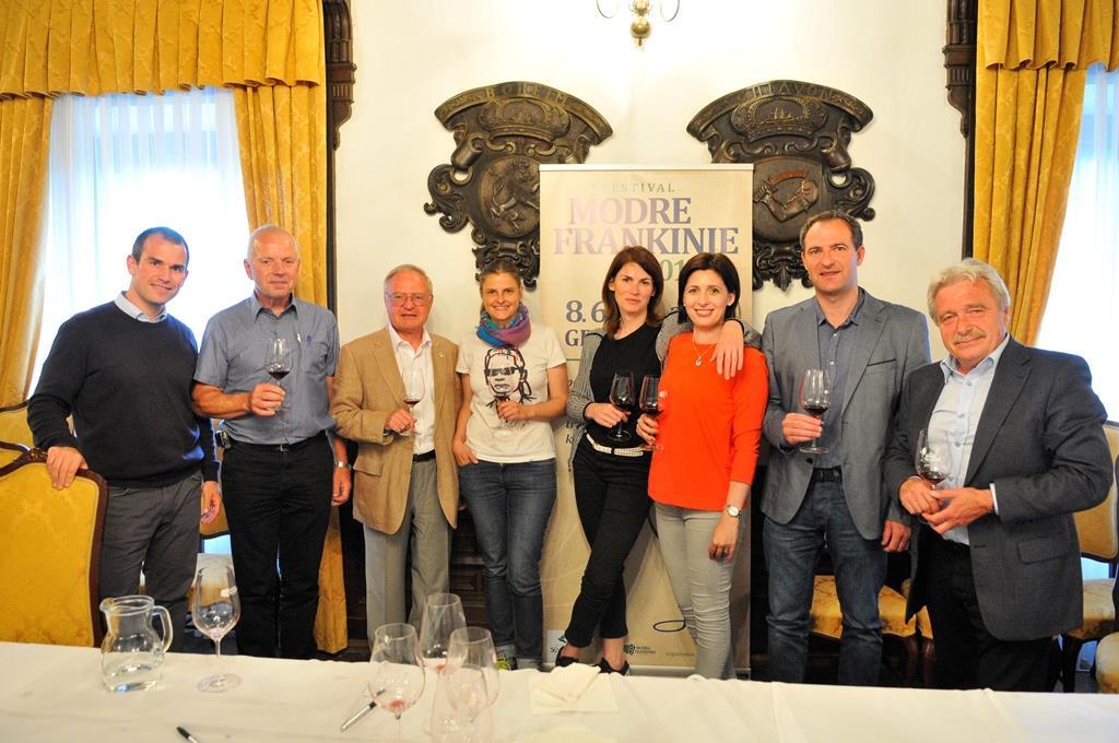 METODE DELA vzorci vin - 25 vzorcev vin Modra Frankinja iz ocenjevanja v okviru 7. festivala Modrih Frankinj, Sevnica 8.junij 2017.