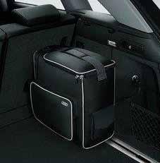 000061104A) Θήκη παπουτσιών Audi Organizer Πρακτική θήκη που εφαρμόζει στην πλάτη του καθίσματος και έχει