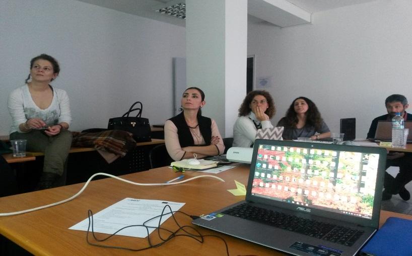 NEWSLETTER 2 Βρισκόμαστε ήδη στα μισά της διαδρομής του έργου! Φτάσαμε στα μισά της διαδρομής Πολλά έχουν ήδη γίνει, και κάποια άλλα βρίσκονται στο ξεκίνημά τους.