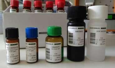 Εικόνα 1.19: Controls (θετικόςαρνητικόςμάρτυρας), conjugate, substrate και stop solution Εικόνα 1.