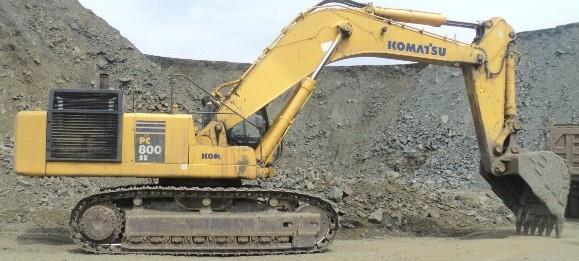2.1.Strojevi koji su u posjedu tvrtke - bager Komatsu PC 800, (slika 2.1) - teţina bagera 80 t - hidraulički čekić AltasCopco HB 7000 Dust teţine 7 t (slika2.2.) - jedini takav bager u Hrvatskoj - snaga 257/345 kw/ks - radna teţina 44.