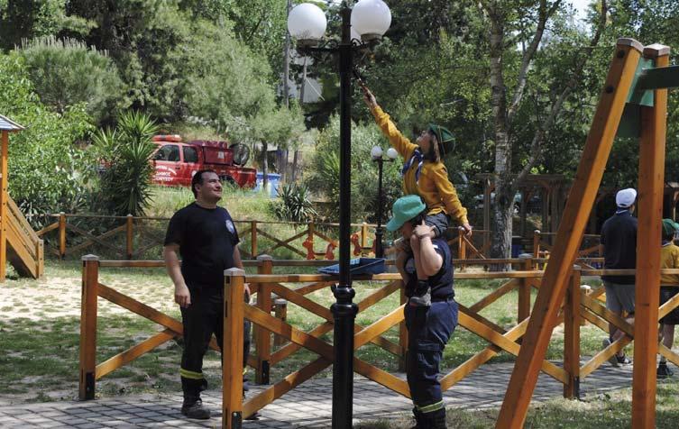 παρόμοια δράση και στην Ελλάδα. Έτσι, ξεκινάει το «Let s do it Greece».