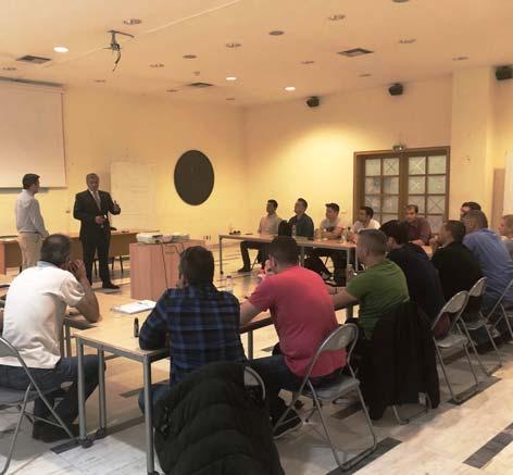 n ΛΗΣΤΕΥΑΝ ΤΟΥΡΙΣΤΕΣ Σύλληψη τριών ατόμων για ληστείες στην Ακρόπολη Στη σύλληψη τριών αλλοδαπών προχώρησε η ΕΛ.ΑΣ.