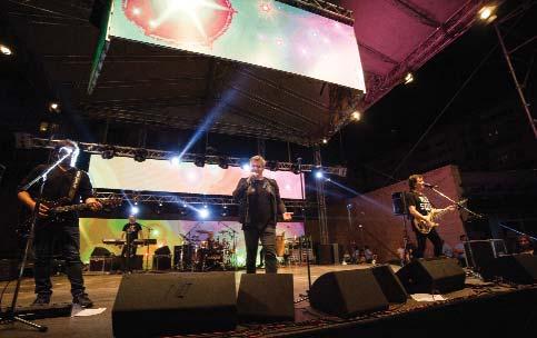 CD-uri bine primite, cum ar fi Îmi place tot, Face off şi mai ales Gimme your love, înregistrat în Germania Holograf cu Toni Cottura, producătorul formaţiei Fun Factory.