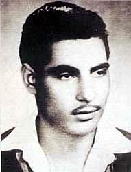 Ευαγόρας Παλληκαρίδης (1938-1957) - Ο έφηβος ήρωας και ποιητής της μαρτυρικής Κύπρου «Θα πάρω μιαν ανηφοριά, θα πάρω μονοπάτια, να βρω τα σκαλοπάτια που παν στη Λευτεριά». Ευαγόρας Παλληκαρίδης.