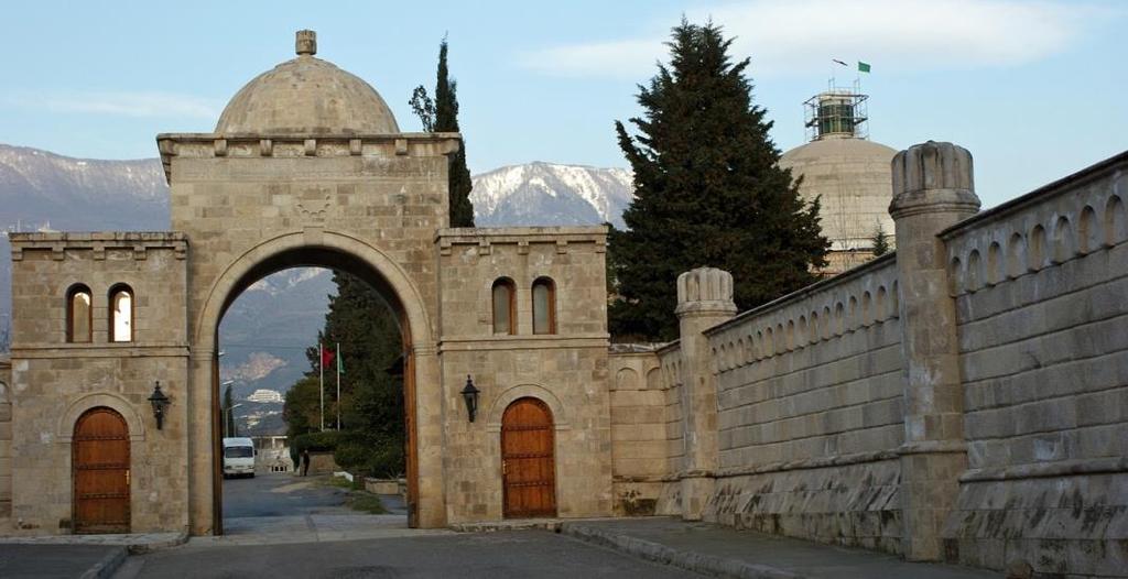 η έδρα της Παγκόσμιας Κοινότητας των Μπεκτασήδων / Bektaşi (φωτ), «σέκτα» μυστικών του Ισλάμ.