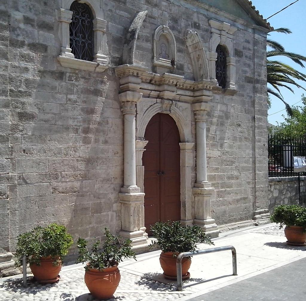 αγωνιστές της προεπαναστατικής περιόδου και του 1821. Από το 1854, για πολλά χρόνια, εκπροσώπησε τη Λευκάδα στην Ιόνιο Βουλή.