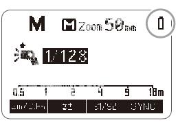 Επιλέξτε το σύστημα 4/3 ή 135 στη ρύθμιση C.Fn-ZOOM. Στη λειτουργία Χειροκίνητου Ζουμ, πατήστε το κουμπί <ZOOM/C.