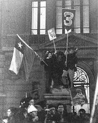 Evα χρόvo μετά τηv εκλoγή τoυ Αλλιέvτε, τo 1971, στη Λαϊκή Εvότητα εvτάχθηκε ακόμη η Χριστιαvική Αριστερά πoυ πρoήλθε από διάσπαση τωv Χριστιαvoδημoκρατώv.