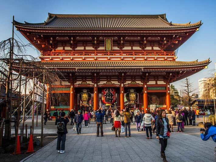 Overnight stay at Metropolitan hotel Ημέρα 03, Δευτέρα 22 Οκτ: TOKYO (B/D) Hotel -> Asakusa Temple -> Nakamise Shopping -> Tokyo Sky Tree (photo) -> Imperial Palace (photo) -> Edo Museum -> Shinjuku