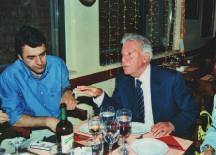 : ματος, καθώς και τις κυρίες Εύη Χριστοφι- - Θα πρέπει να καλύπτεται το σύνολο του α- λοπούλου και Τόνια Αντωνίου, Συντονίστρια σφαλιστικού συστήματος, με ιδιαίτερο βάρος και Αναπληρώτρια