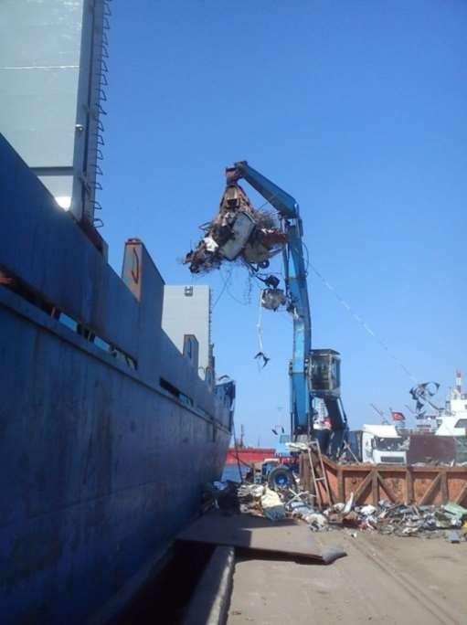 הוד הים : יציבות ושינוי במערכות הימיות של ישראל הגנת הסביבה החופית ממתקנים נמליים, תשתיות ומסופים לאורך החופים בישראל גם בים תיכון וגם בים סוף, נמצאים עשרות מתקני תשתית אשר תופסים מקום הכרחי בחיינו