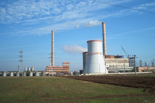 Asigurarea necesarului de energie termică la nivelul Municipiului Arad este realizată de către cele două centrale electrice de termoficare: CET Hidrocarburi Arad și CET Lignit Arad.