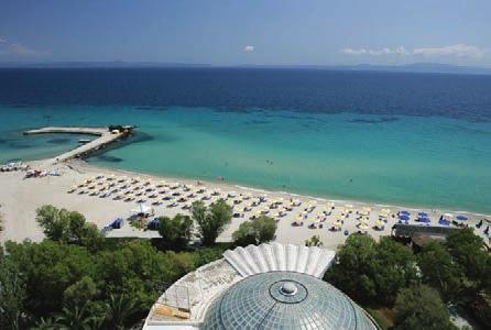 pool 70m2 730 850 930 995 1155 1275 3ο άτομο Suite -50% -50% -50% -50% -50% -50% 3ο άτομο σε Deluxe ως 6 ετ.