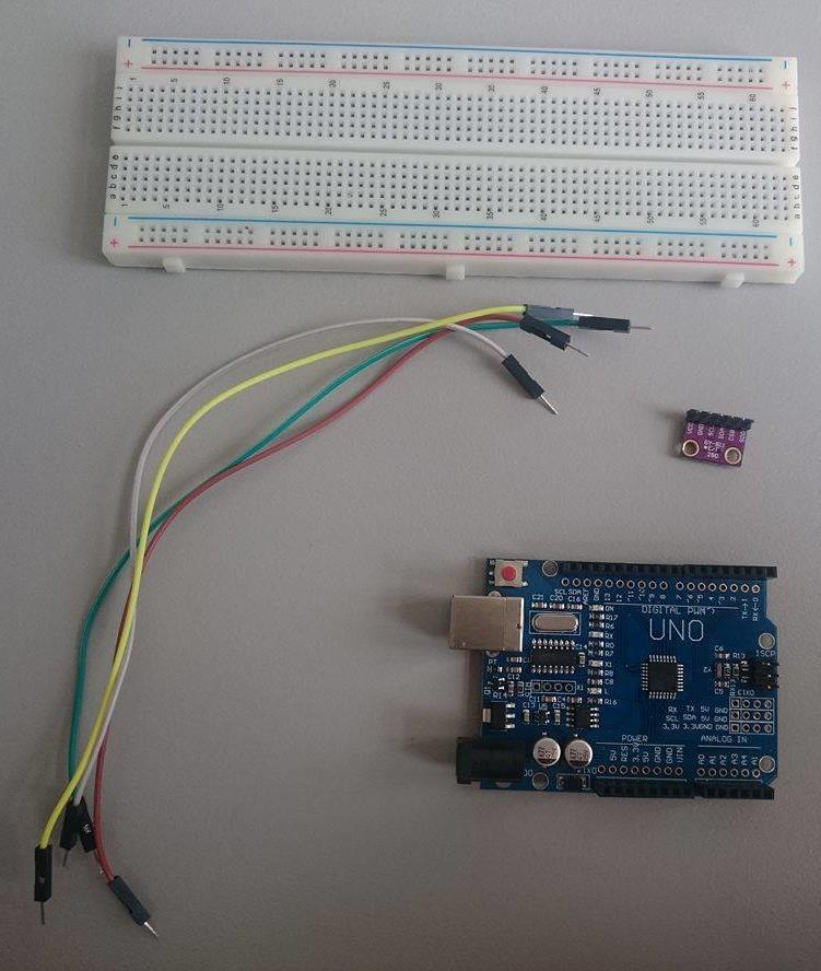 2.3 Υλικά που χρησιμοποιούνται Arduino Uno board Arduino Breadboard 4