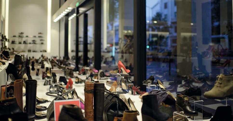 Αξίες - Όραμα Η προνομιακή αγορά της ΝΑΚ είναι το μεσαίο και ανώτερο στρώμα του πληθυσμού και εν γένει ο καταναλωτής που αντιλαμβάνεται την ποιότητα.