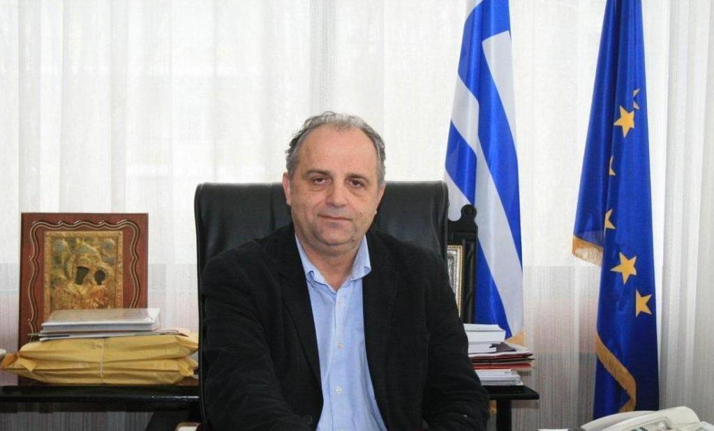 Δημήτρης Γιάννου Δήμαρχος Έδεσσας Νιώθω ιδιαίτερη χαρά και ικανοποίηση για το γεγονός ότι η Ελληνική Δασολογική Εταιρία επέλεξε την πόλη της Έδεσσας για να πραγματοποιήσει το 18ο Πανελλήνιο
