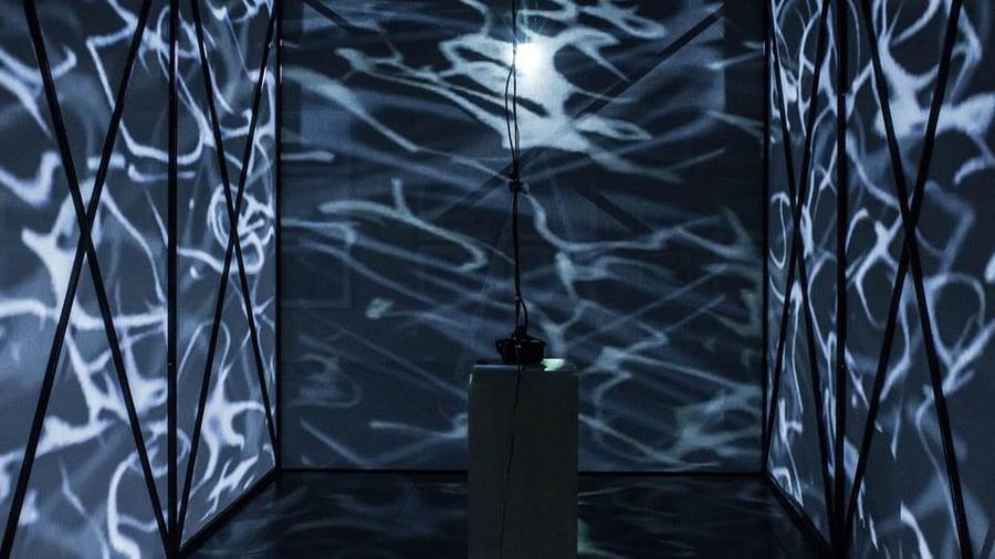 12. Nature Abstraction Matteo Zamagni VR Εγκατάσταση - Εμπειρία 24-27 Μαΐου 2018 Nature Abstraction Matteo Zamagni VR Εγκατάσταση - Εμπειρία Το Nature Abstraction είναι μια αισθητηριακή εμπειρία