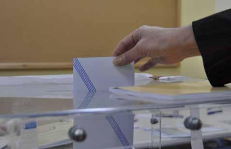 ΜΑΪΟΣ 2018 #98 ΠΟΛΙΤΙΚΗ / 65 για το Πέντε παράγοντες που θα κρίνουν την ημερομηνία των εκλογών Ο Αλέξης Τσίπρας δέχεται πολλές εισηγήσεις αναφορικά με το χρόνο διεξαγωγής των εκλογών, ενώ και ο ίδιος