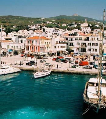 Παρακολούθηση της Θείας Λειτουργίας στο Ναό της Μεγαλόχαρης.