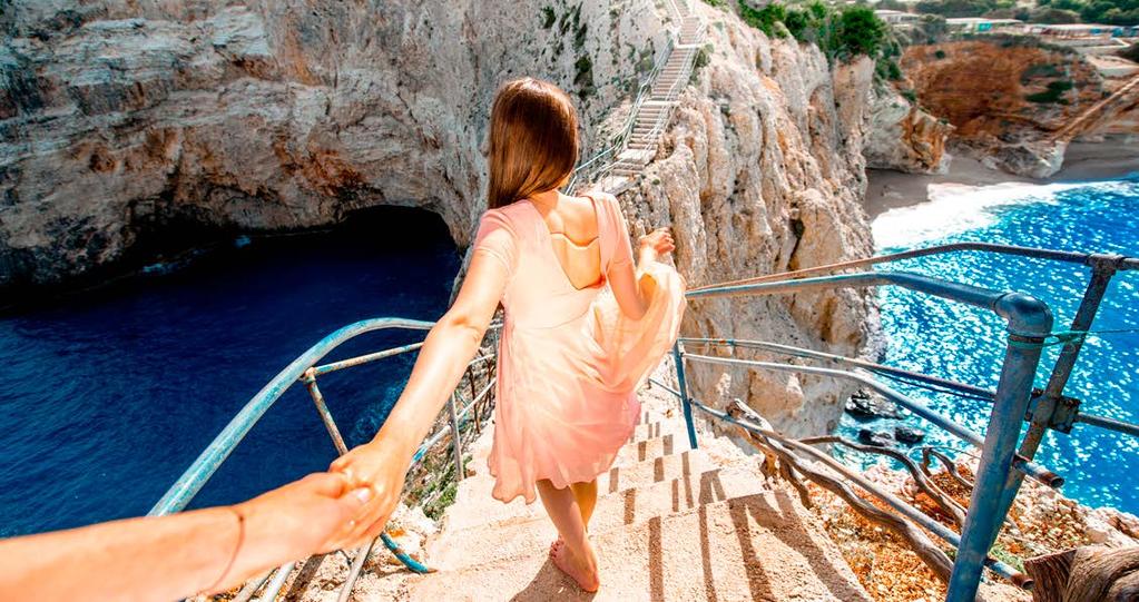 ΕΠΤΑΝΗΣΑ ΚΑΤΑΠΡΑΣΙΝΗ ΛΕΥΚΑΔΑ ΜΕΤΣΟΒΟ-ΓΙΑΝΝΕΝΑ-ΣΥΒΟΤΑ-ΒΑΣΙΛΙΚΗ-ΠΡΕΒΕΖΑ-ΑΡΤΑ 5 ΗΜΕΡΕΣ 1η μέρα ΘΕΣΣΑΛΟΝΙΚΗ - ΜΕΤΣΟΒΟ - ΓΙΑΝΝΕΝΑ - ΣΥΒΟΤΑ - ΛΕΥΚΑΔΑ Συγκέντρωση και αναχώρηση από τα γραφεία μας το πρωί